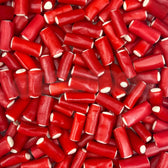 Bonbons Haribo rouges en forme de câbles fourrés au goût fraise