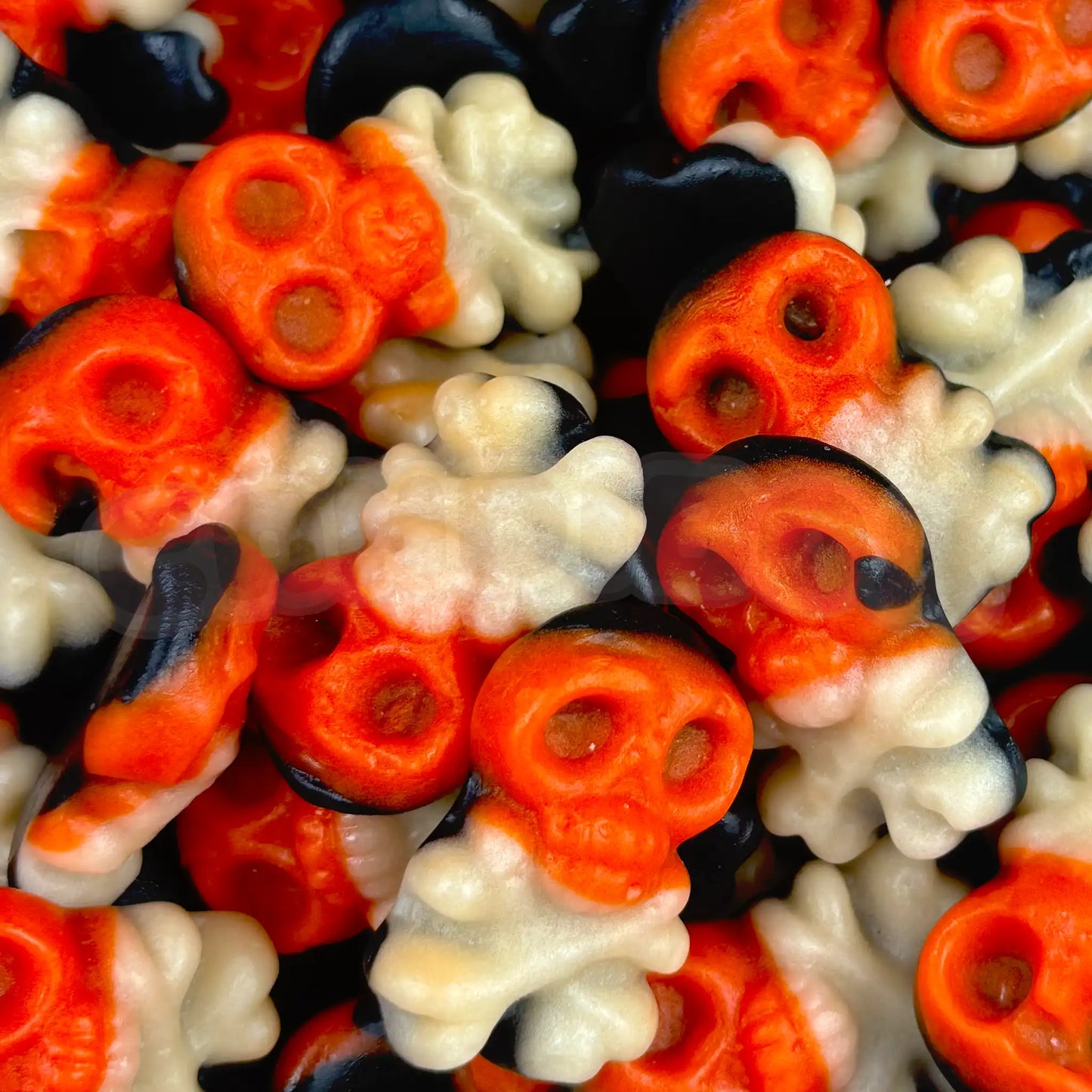 Vue rapprochée de bonbons gélifiés têtes de mort Vidal